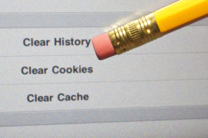 An eraser pointing to a clear internet history options on a computer screen.
